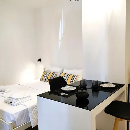 White Corfu Town * Corfu (city)