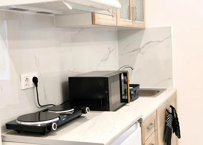 White Corfu Town * Corfu (city)